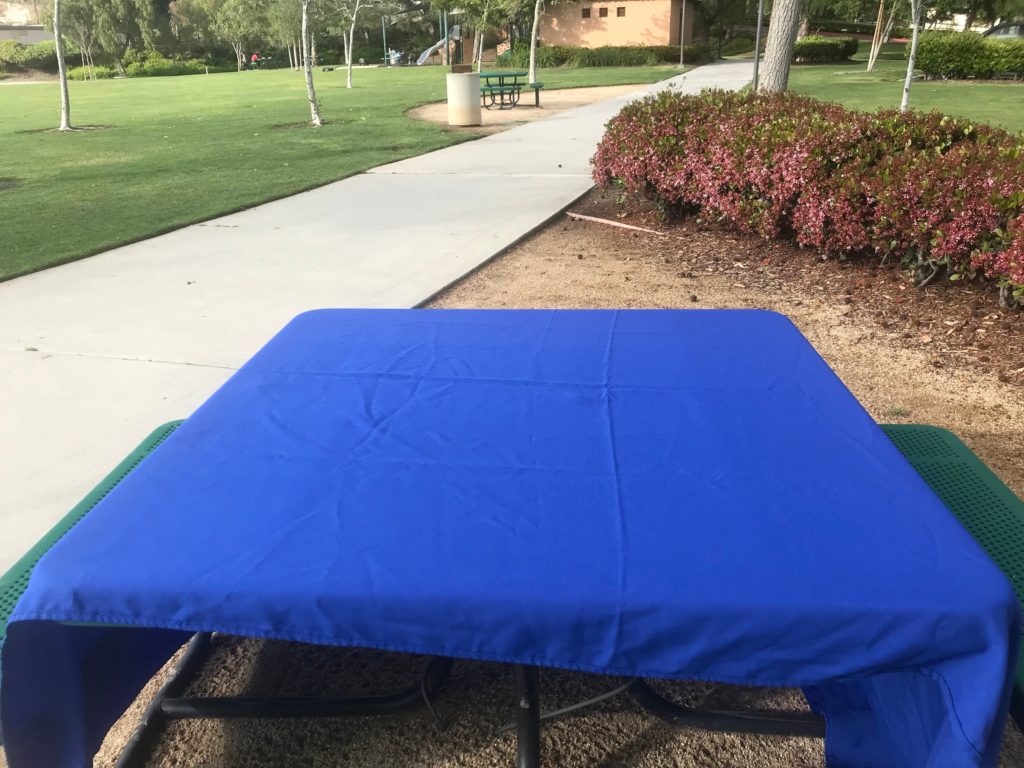 Tablecloth (royal blue)
