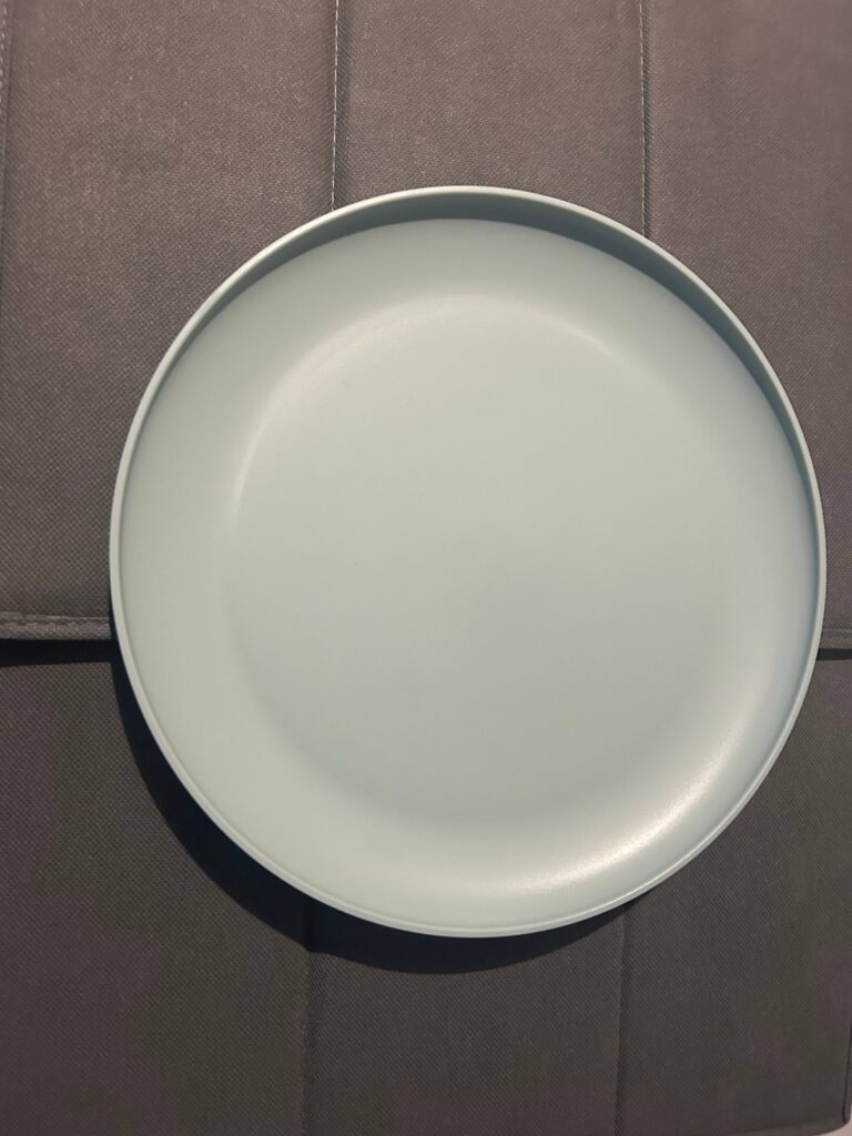 Plate (plastic, spring green)